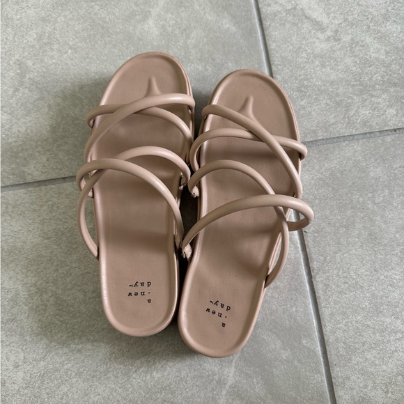 Target A New Day Sandals - Picture 1 of 3